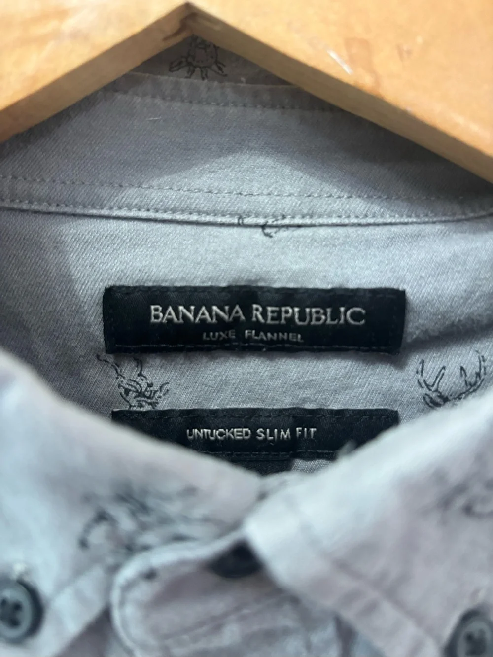 Banana Republic Deer Western Flannel‎ Luxe Button Down Mens Size Medium Grey